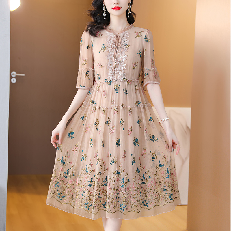 Sundress Midi Floral - Vestido Midi con bordado Floral de
