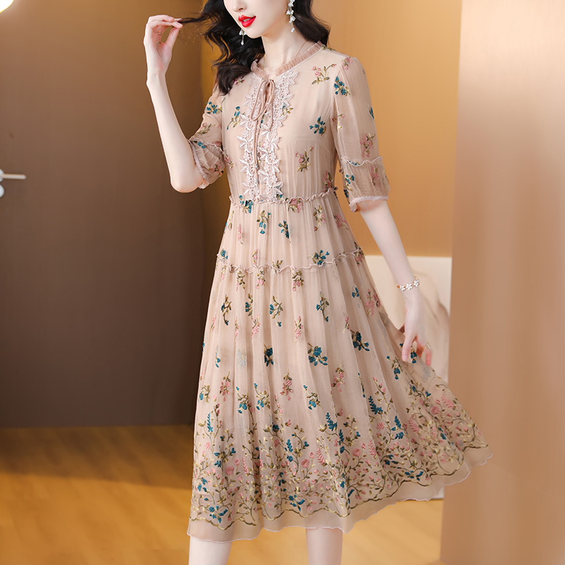 Vestido Midi con bordado Flora - Sundress Midi Floral reseña y precio