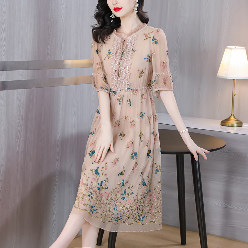 Vestido Midi con bordado Flora - Sundress Midi Floral reseña y precio